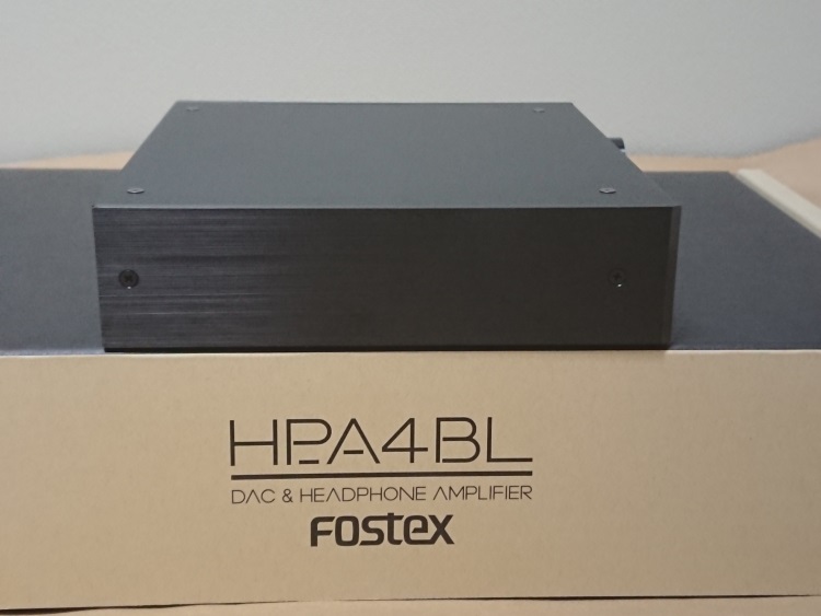 FOSTEX HP-A4BL本体側面の様子
