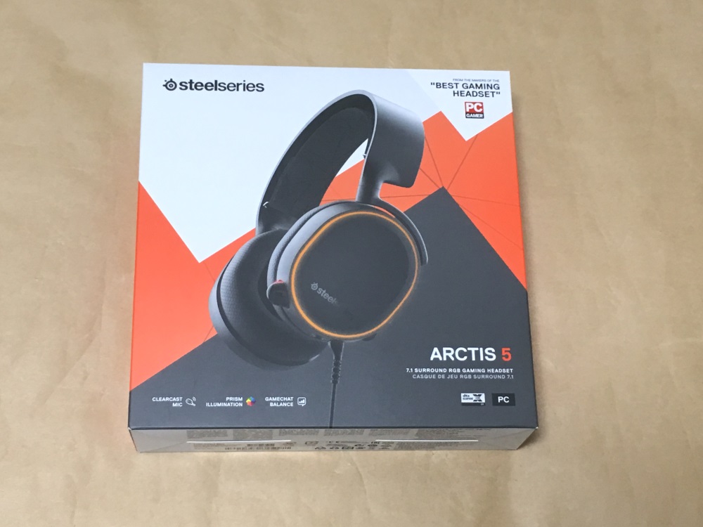 SteelSeries Arctis 5 2019 Editionのパッケージ