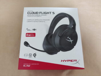 [HyperX Cloud Flight Sレビュー]ワイヤレス充電対応のゲーミングヘッドセット