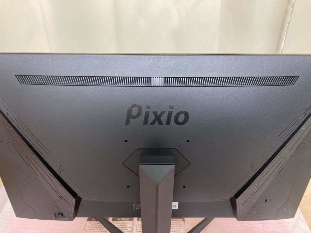 Pixio PX277 Prime(PX277P)の背面にある排気口