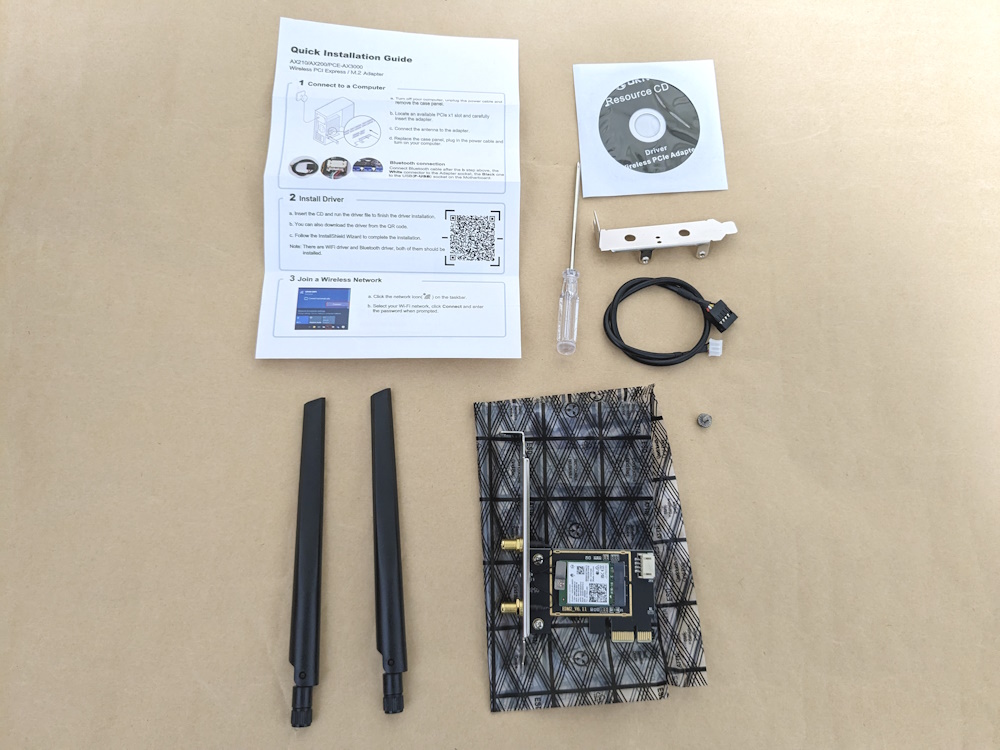 OKN製Wi-Fi 6E + Bluetooth 5.3対応PCIeカード(PCE-AX210)の付属品一覧