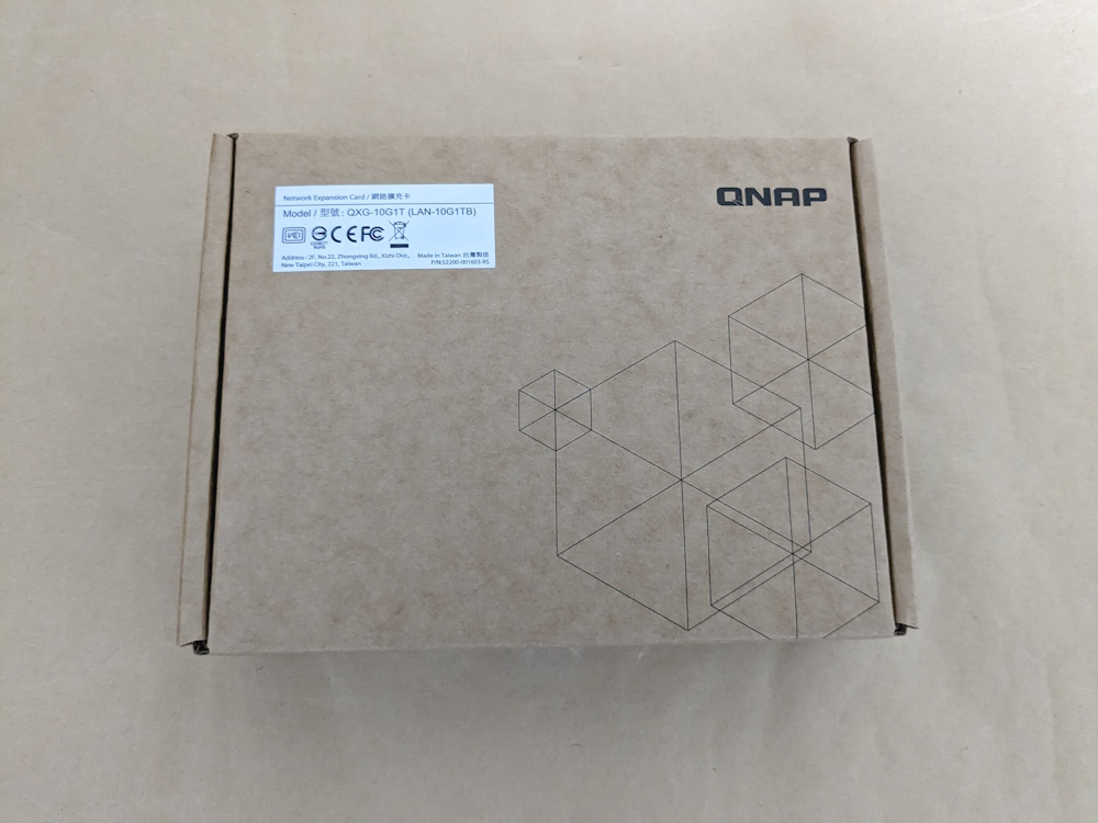 QNAP QXG-10G1Tのパッケージ