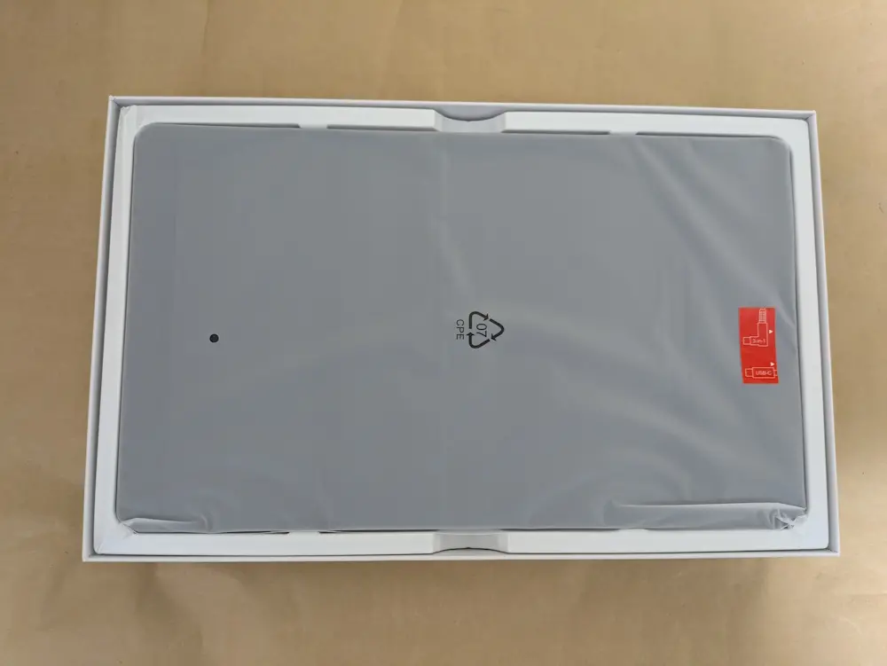 HUION Kamvas 13のレビュー！低価格な液晶タブレット | メモトラ