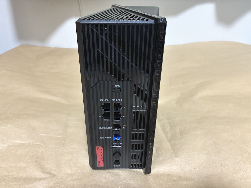 ROG Strix GS-BE7200Xの背面