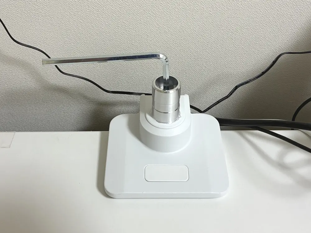 エレコム DPA-SS11WHのレビュー！高耐荷重のガススプリング式モニター